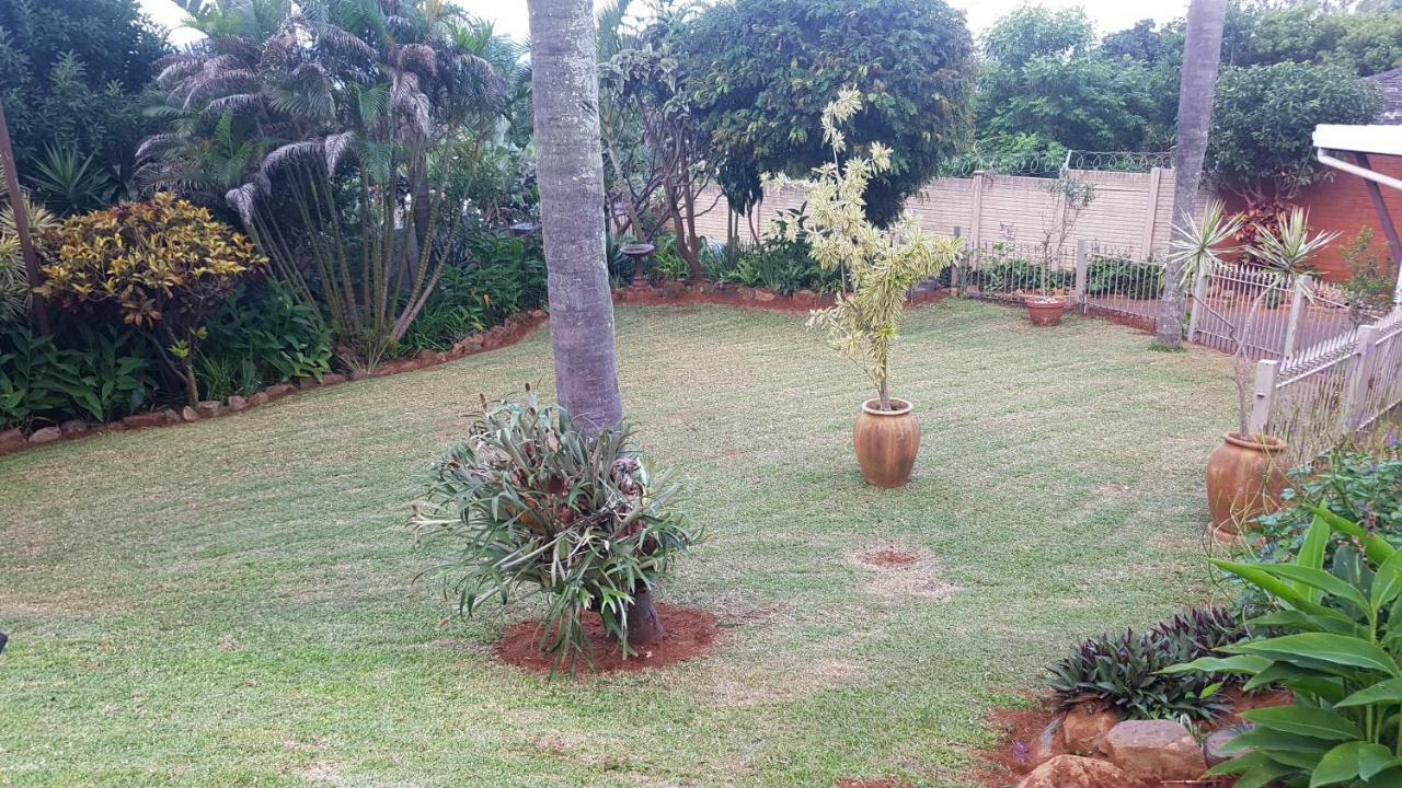 32 On Mendoza Hotell Durban Exteriör bild